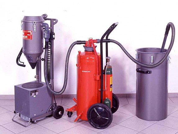 SK-50 set for charging powder fire extinguishers photo :: Marko Ltd